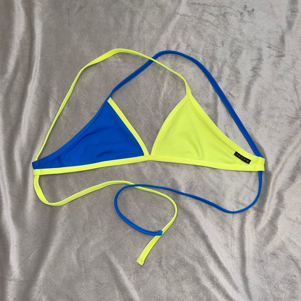 JOLYN triangle top